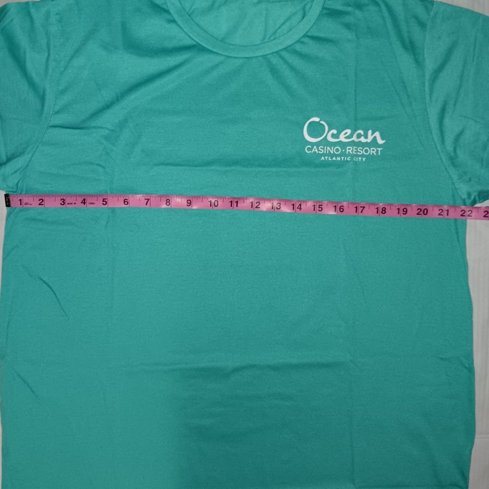 OCEAN CASINO RESORT. T SHIRT - Picture 6 of 7
